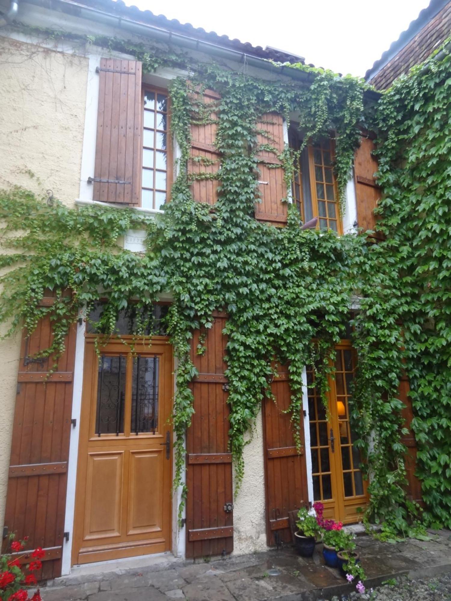 Le Pelerine Villa Sauveterre-de-Bearn ภายนอก รูปภาพ