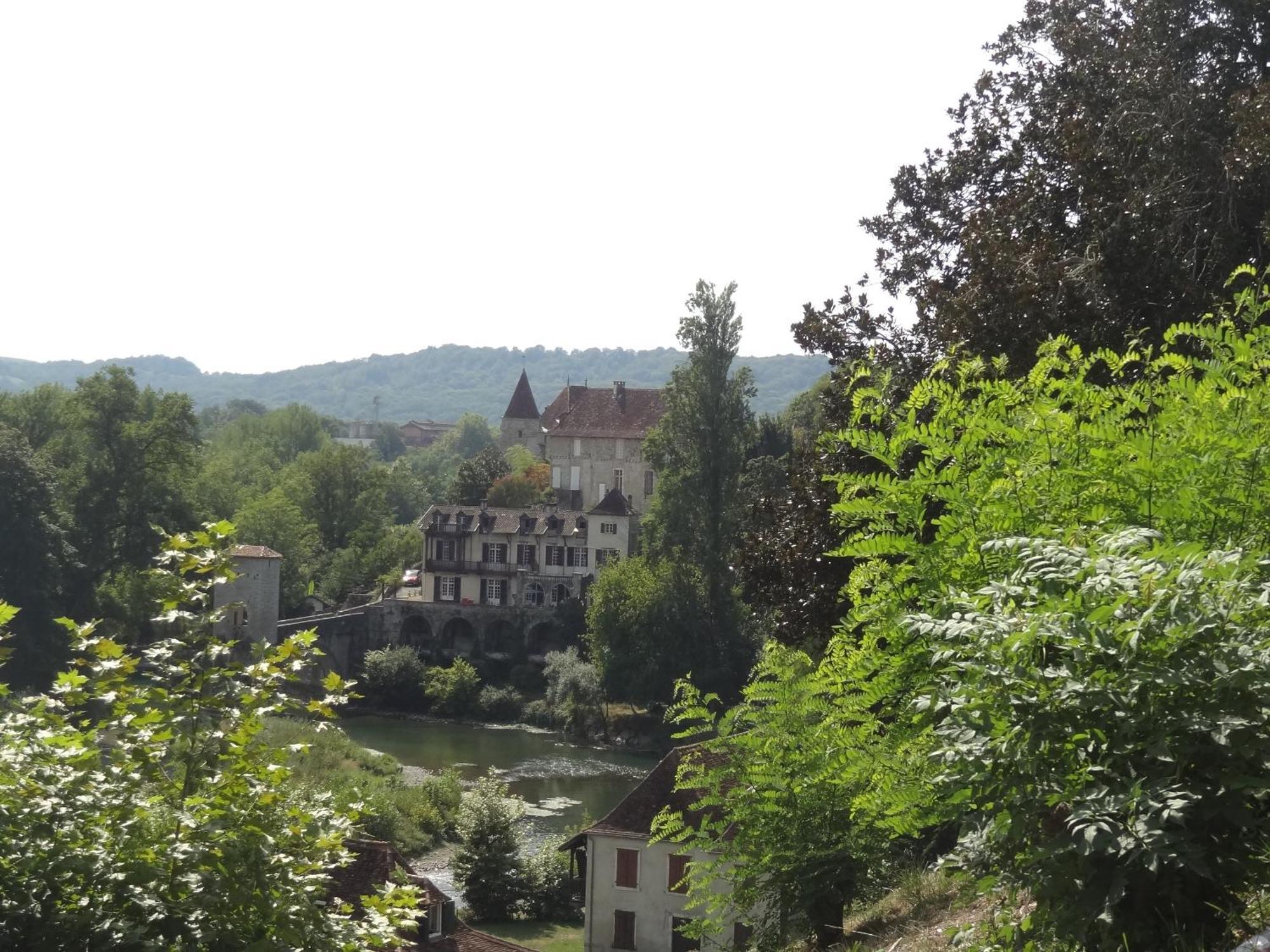 Le Pelerine Villa Sauveterre-de-Bearn ภายนอก รูปภาพ