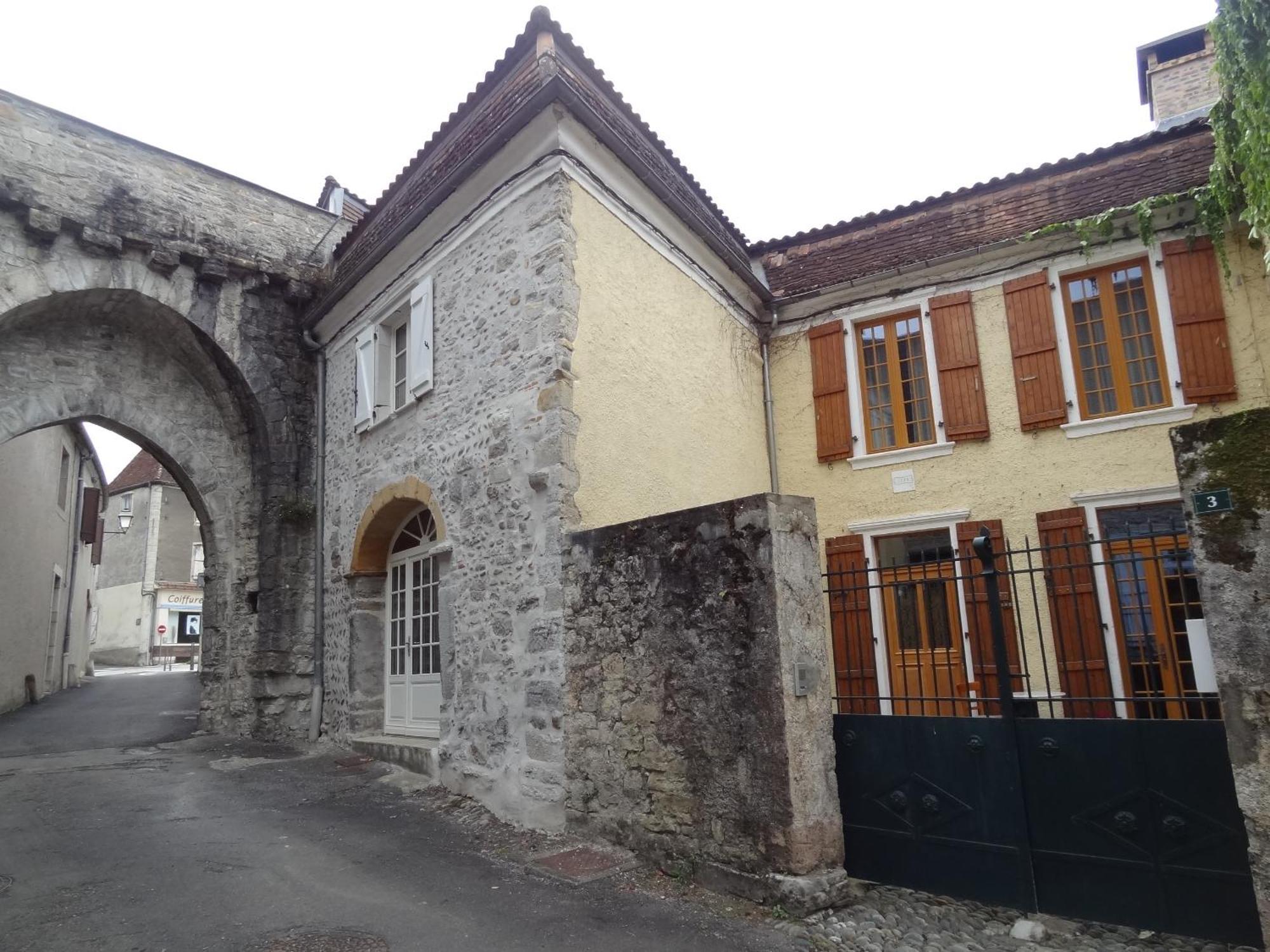 Le Pelerine Villa Sauveterre-de-Bearn ภายนอก รูปภาพ