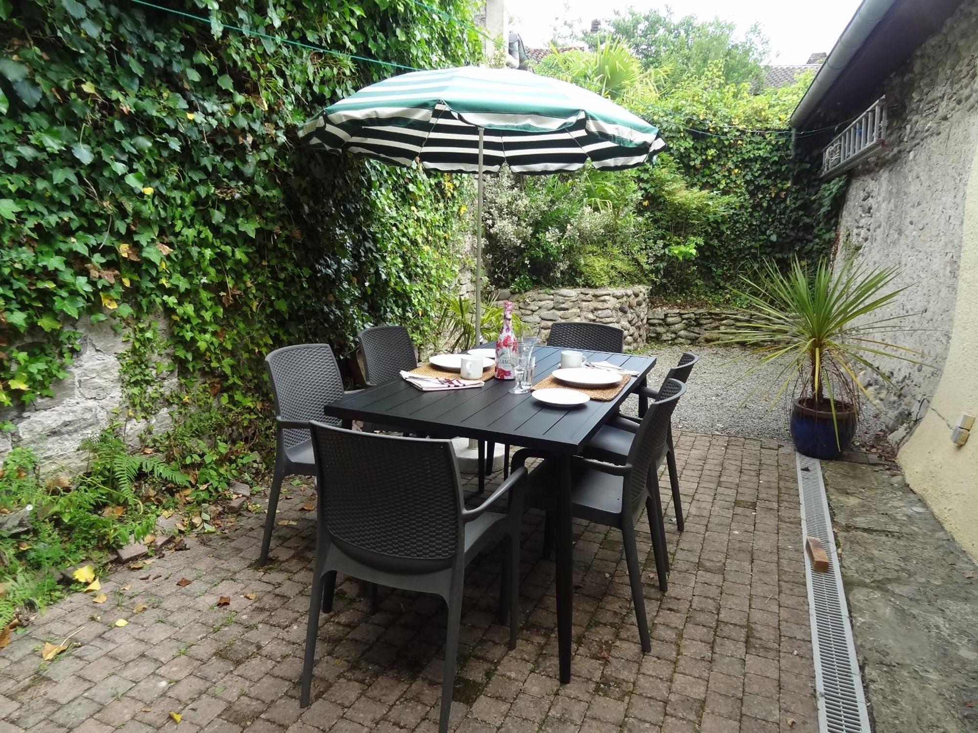 Le Pelerine Villa Sauveterre-de-Bearn ภายนอก รูปภาพ