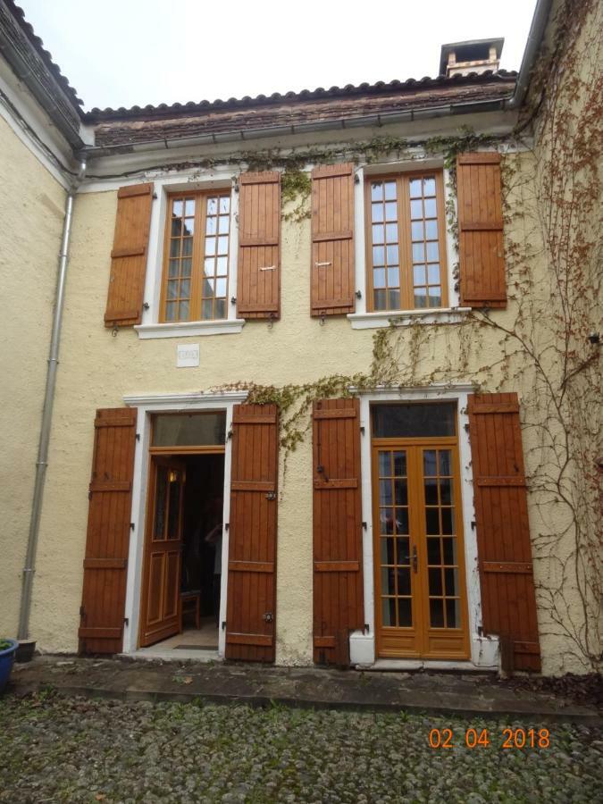 Le Pelerine Villa Sauveterre-de-Bearn ภายนอก รูปภาพ